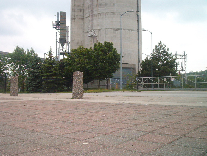 Grain sylo walkway
